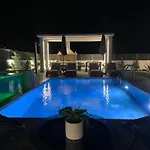 Mamica Luxury Villa