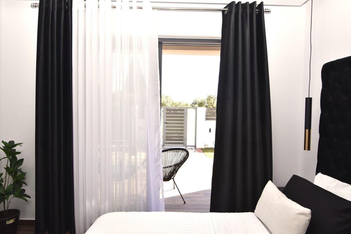 Mamica Luxury Villa *