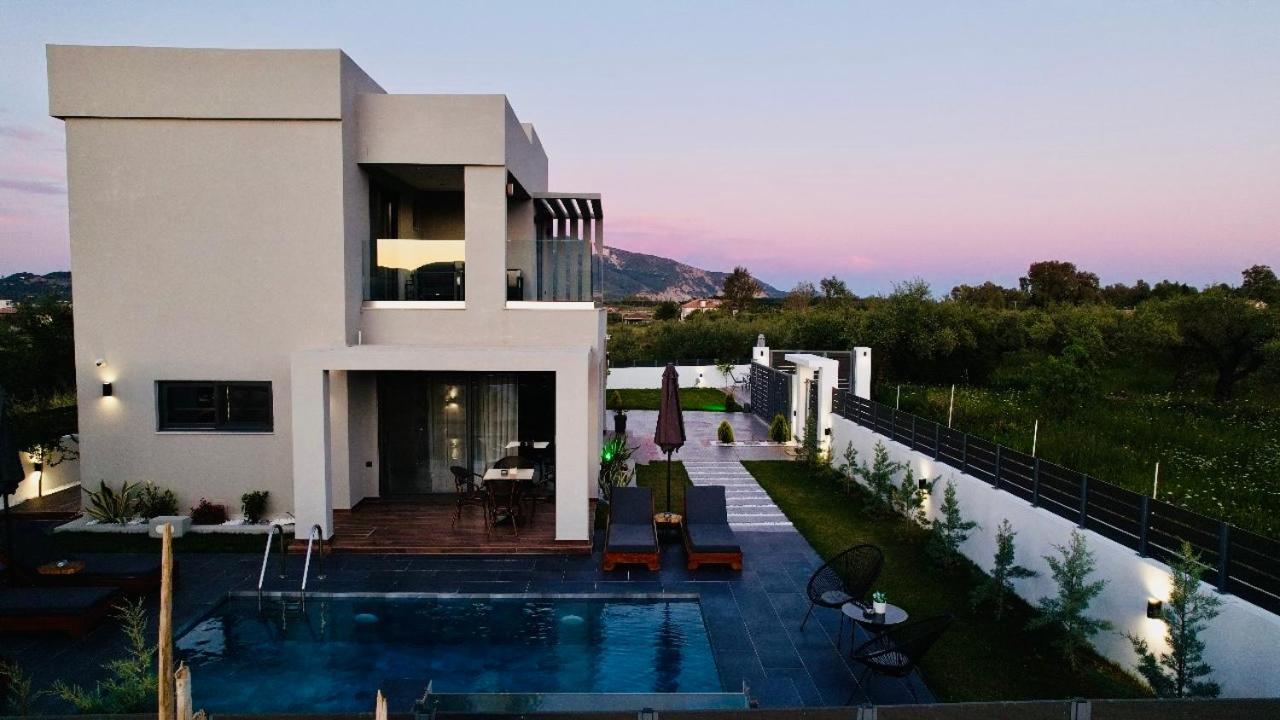 Mamica Luxury Villa *